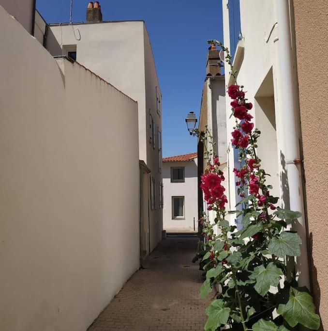 Appartement Bel T2 3 Etoiles Parking Inclus Et La A 2 Min ! Les Sables-dʼOlonne